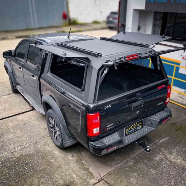 Caseta metálica JAC T8